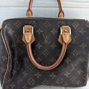 Louis Vuitton speedy small